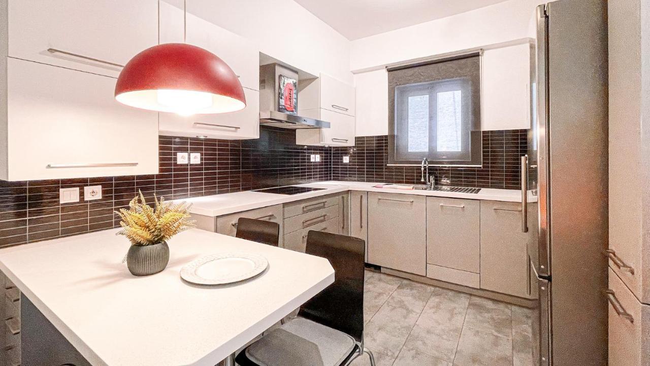 Comfy 2 Bedroom Apartment With Balcony In Athens Atenas Exterior foto