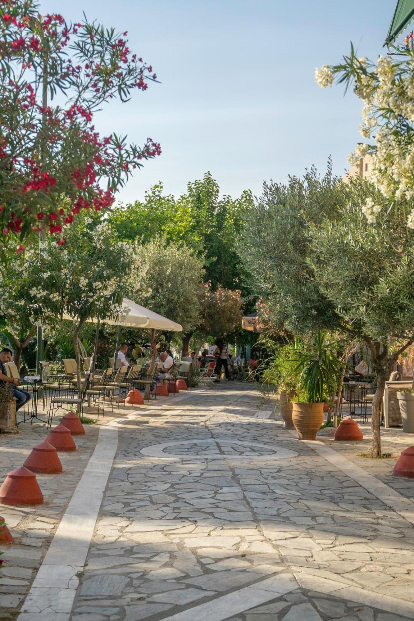 Comfy 2 Bedroom Apartment With Balcony In Athens Atenas Exterior foto